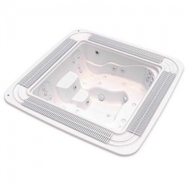 Inground overflow spa Verona Astral